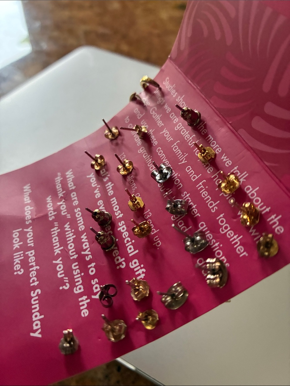 Earring bundle - Picture 9 of 9